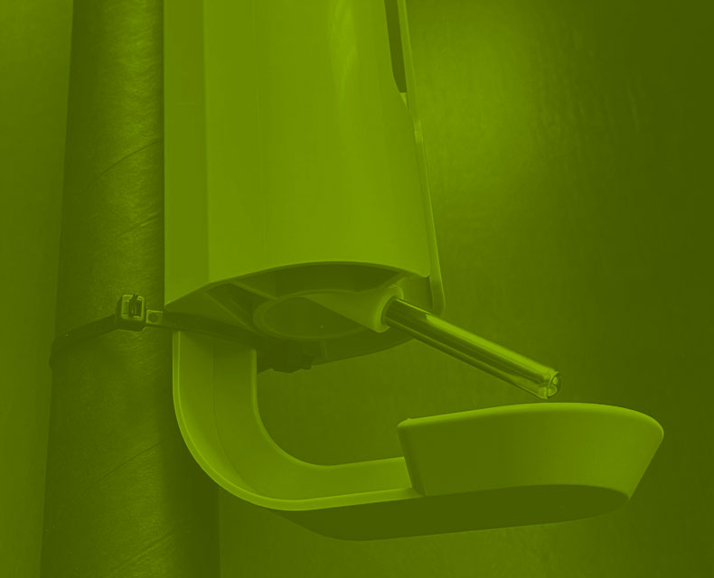 Close-up of the Elevate Bait Station feeder